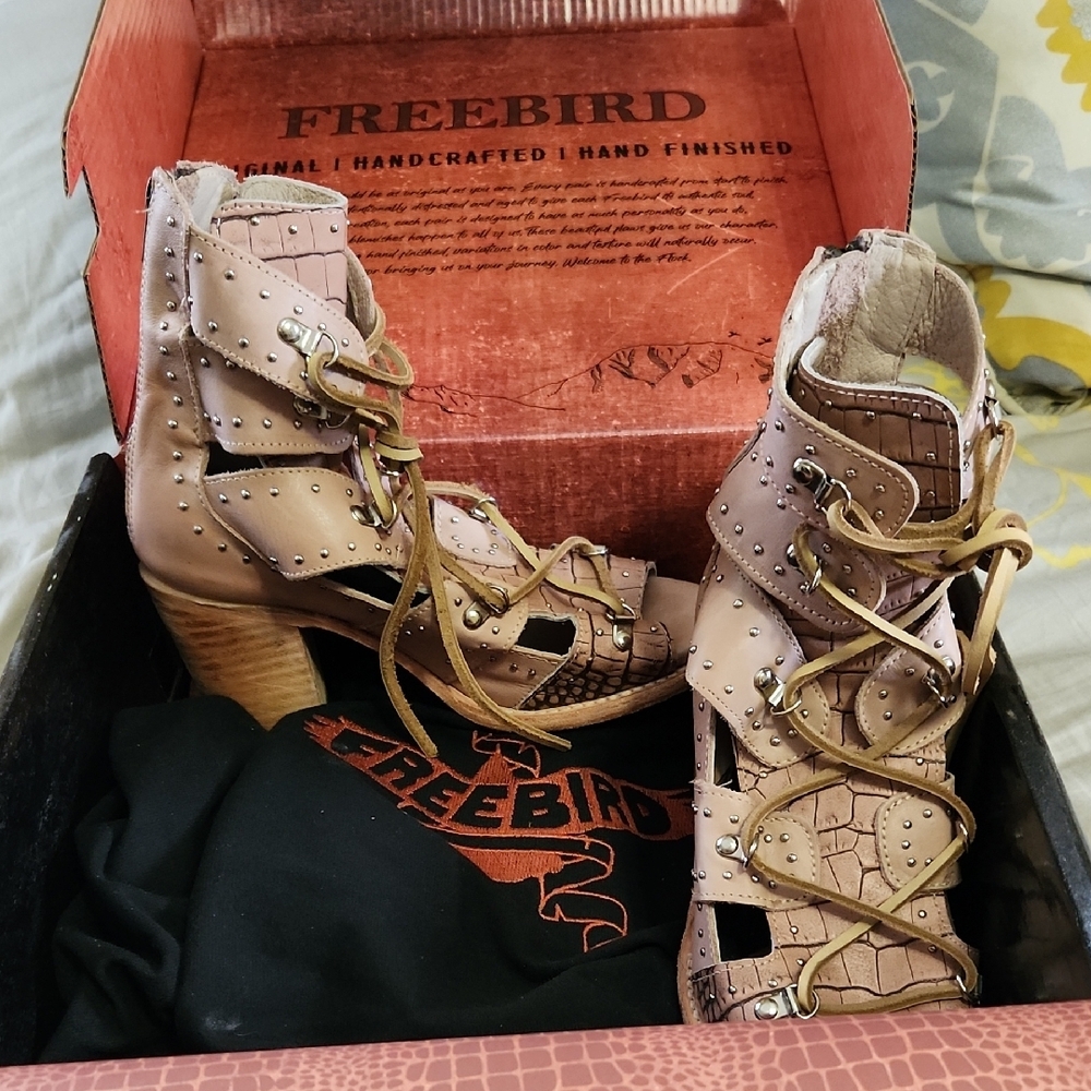 Freebird Women's Pink Lace-Up Heeled Sandals